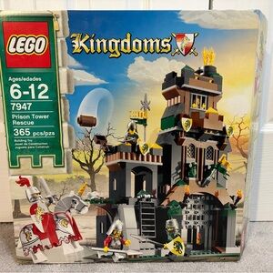 Lego Kingdoms 7947 - Prison Tower Rescue - 100% Complete & Retired Set